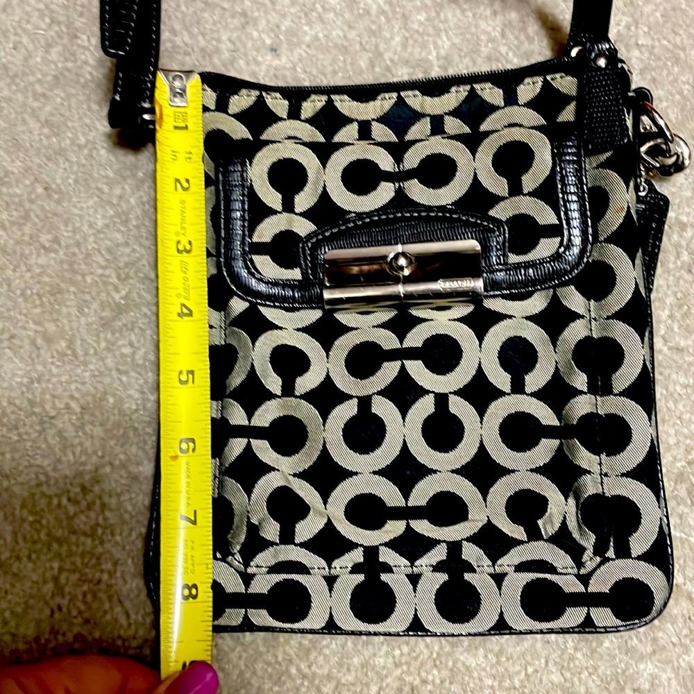 Coach signature cc crossbody bag black embossed leather. Cute detailing. used